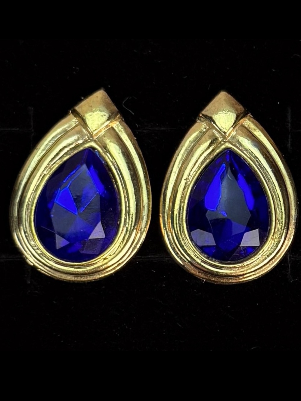 Vintage Goldtone and Sapphire Blue Teardrop Pierced Earrings